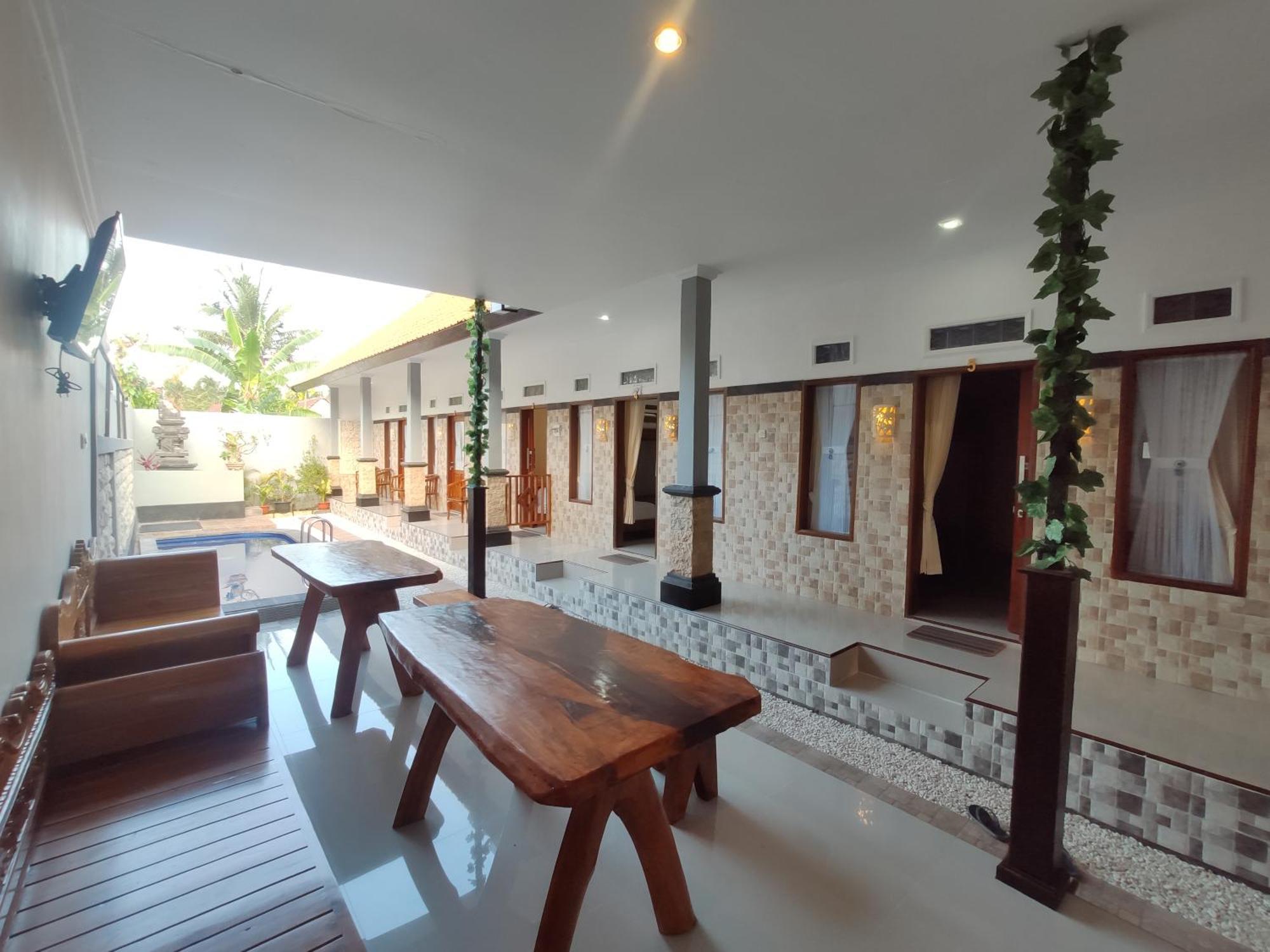 Gedhong Hostel Batununggul Exterior foto