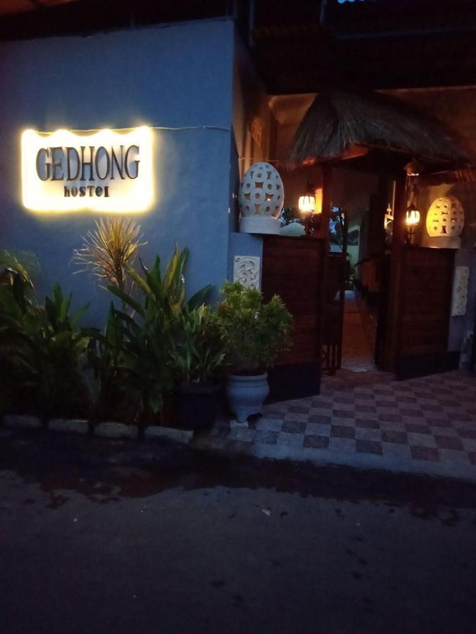 Gedhong Hostel Batununggul Exterior foto