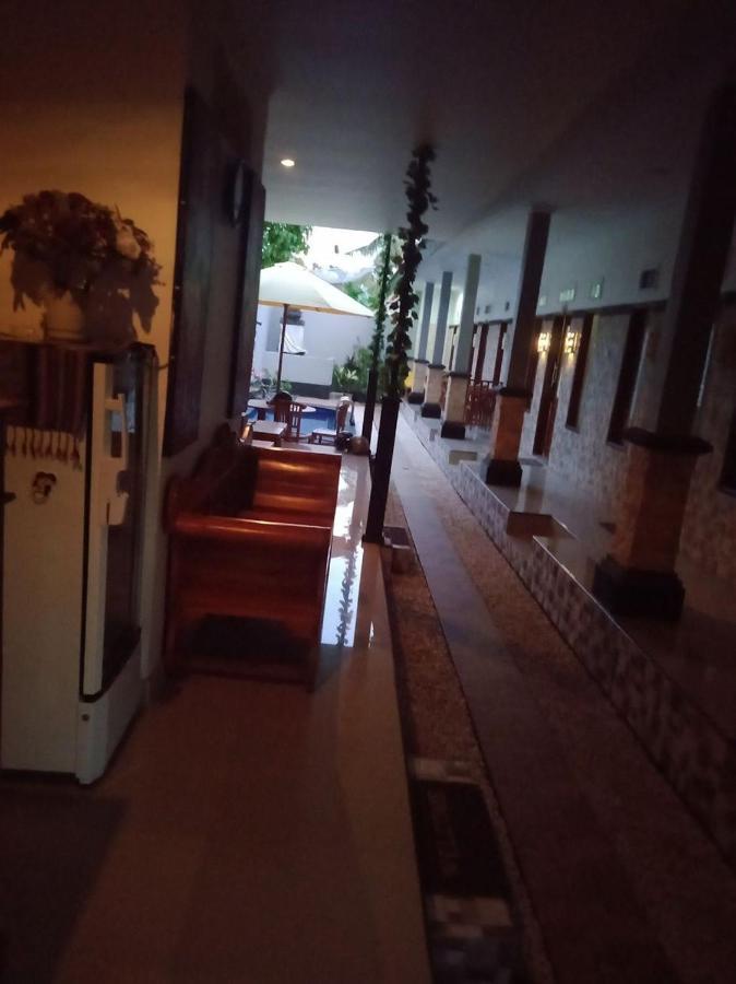 Gedhong Hostel Batununggul Exterior foto